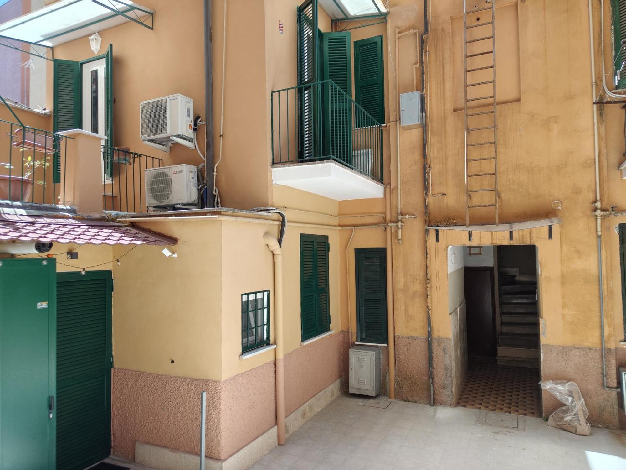 Crystal Domus, Rome
